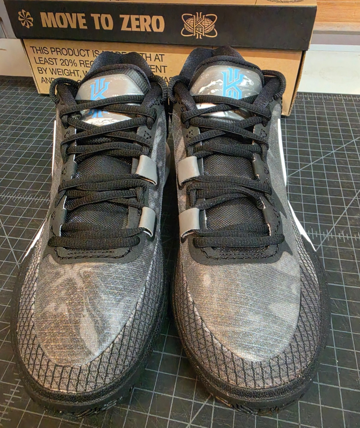 Nike Kyrie 8 – Black White Blue DJ6017-001 – Basketball Shoes, Mens Size 8.5