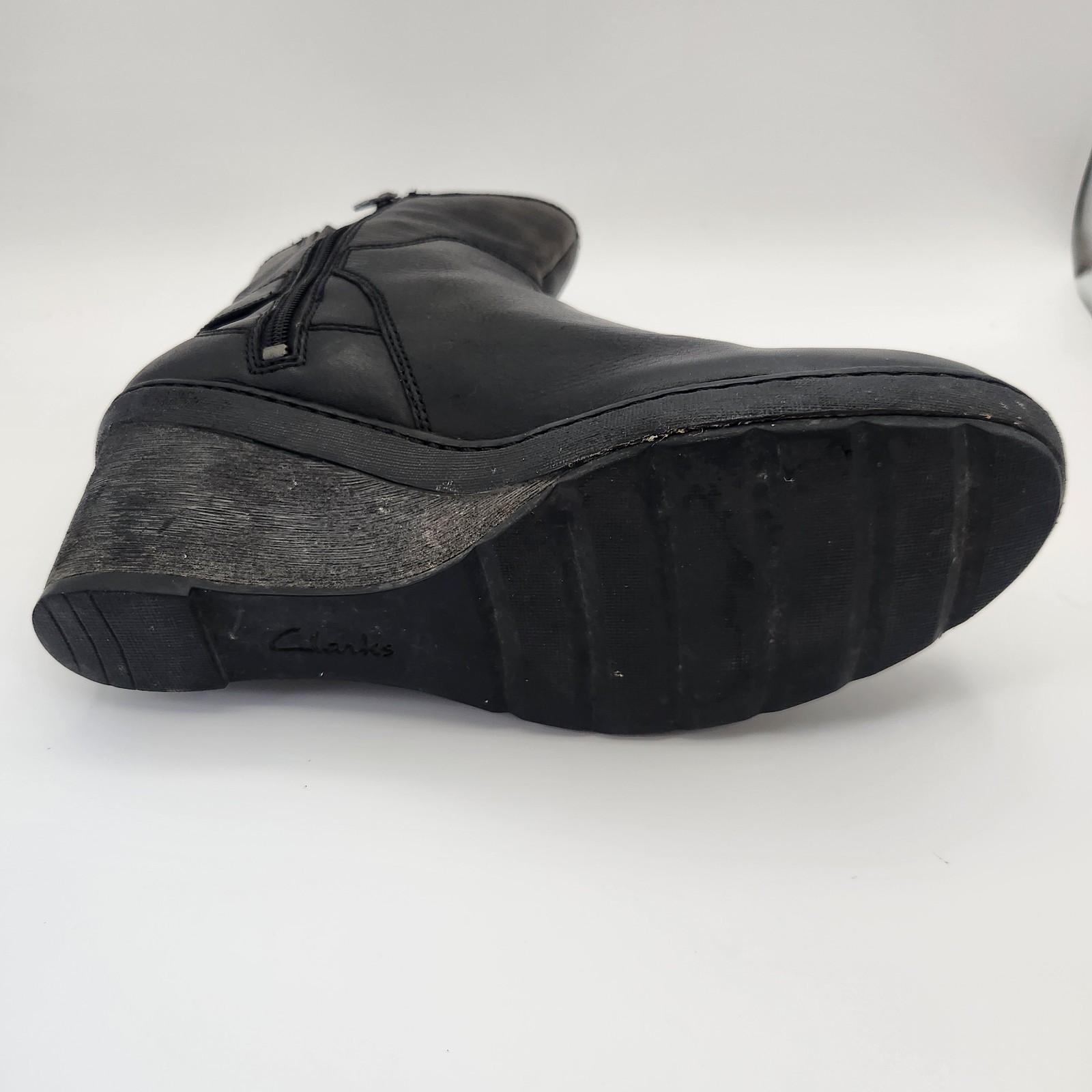 Clark’s Women’s Natira Kit Boots Size 10M Black Leather Upper Wedge Goretex