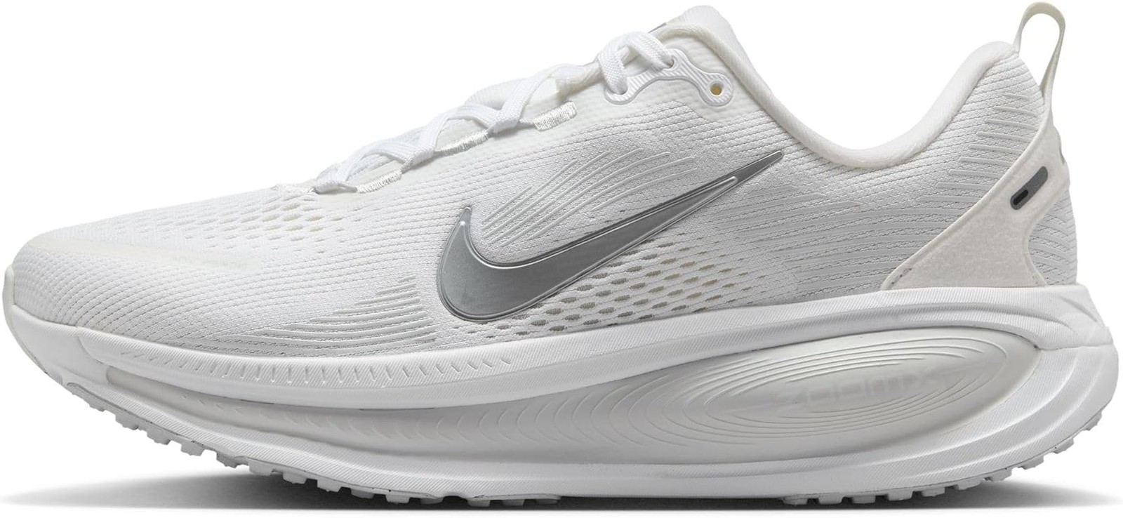 Nike Womens Vomero 18 – White/Metallic Silver/Photon Dust – 8.5