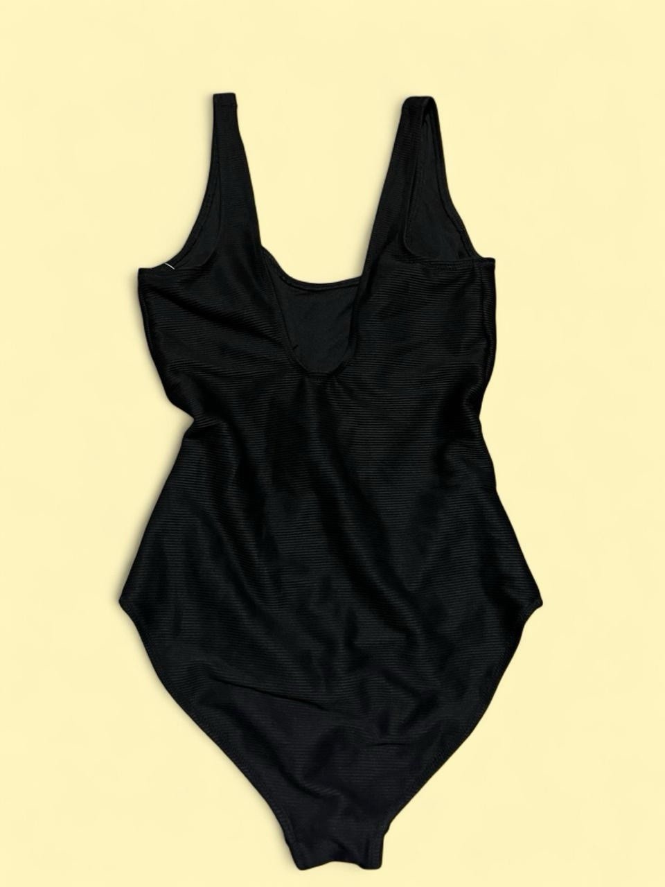 Shapermint Women’s Black Ribbed Solid One-Piece Swimsuit Size M Tall