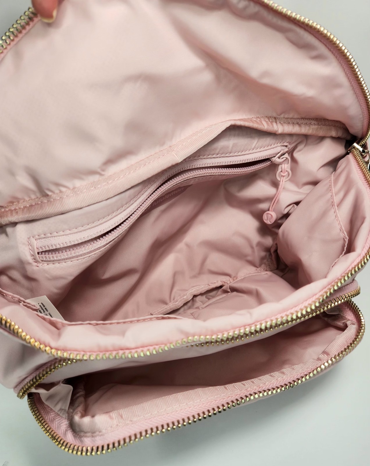 Lululemon Everywhere Belt Bag Extra Large 4L Pink Zip Adjustable Strap Gold