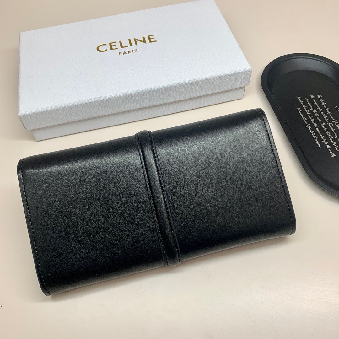 CELINE Black Solid Wallet Gold Logo Clasp Zipper Poker Credit Card Holder