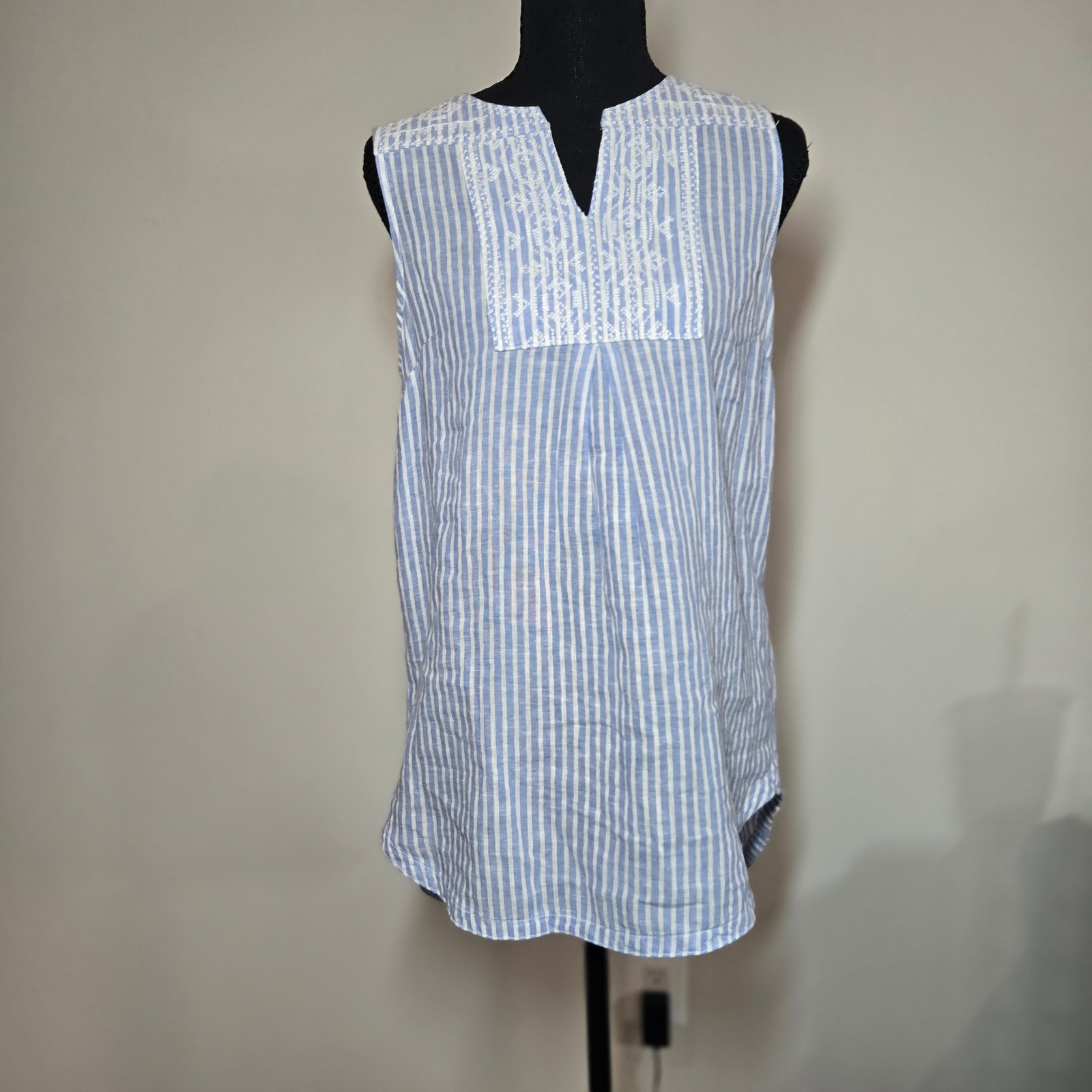 Beach Lunch Lounge Blue Striped Sleeveless Top with Embroidered Detail Size XS