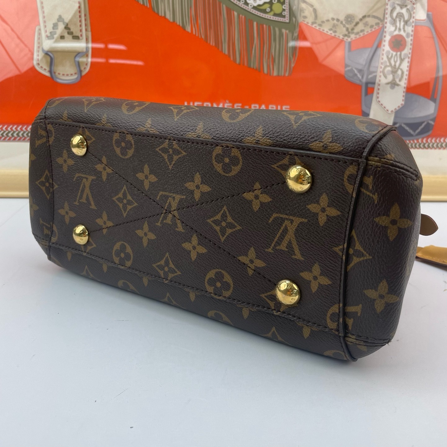 Louis Vuitton Montaigne BB Monogram Canvas Crossbody Shoulder Bag Brown LV