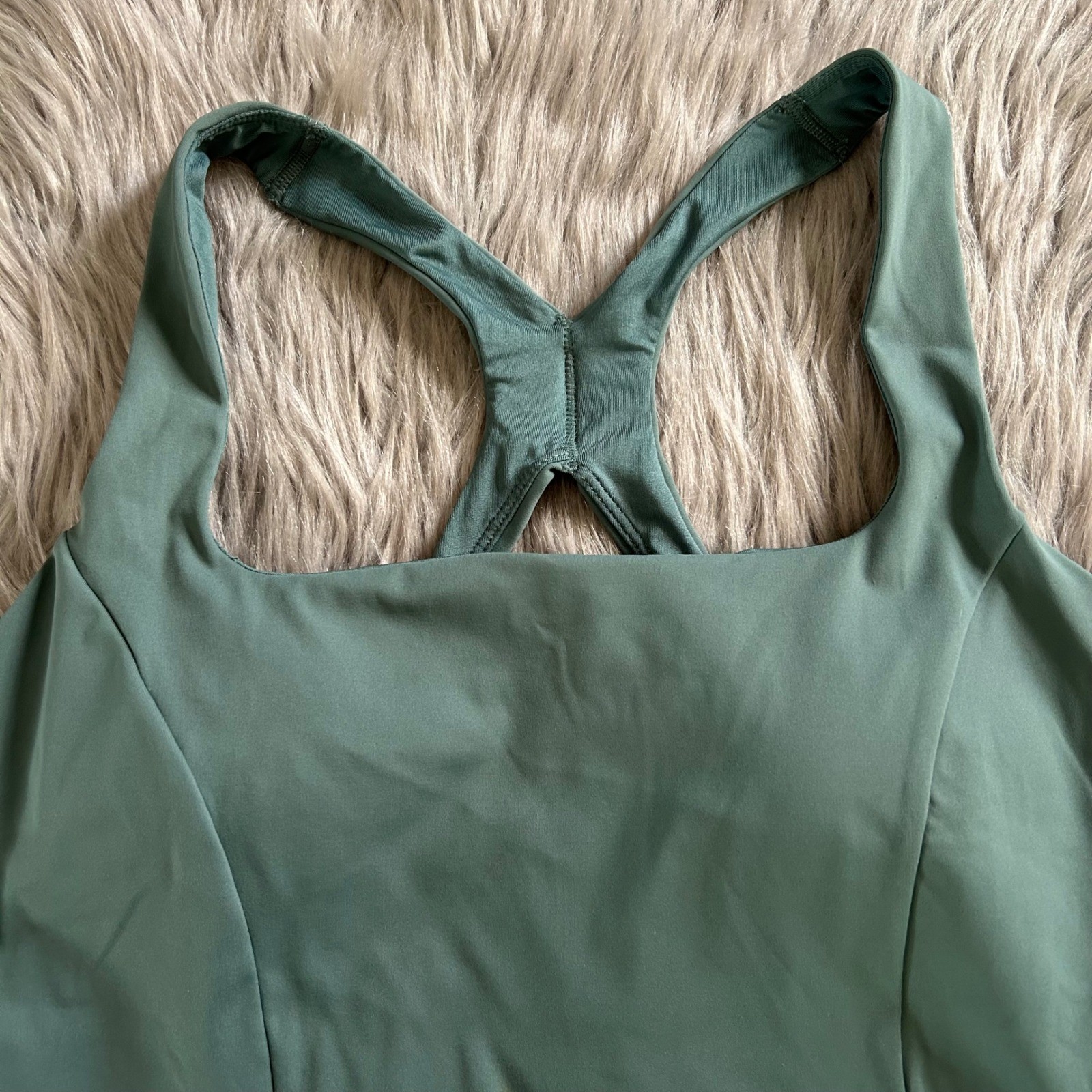 Avia Wireless Sports Bra Womens Size Large Green Square Neck Wirefree Pull Over