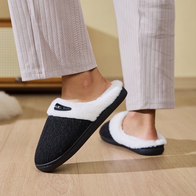 Women’s Plush Fleece-Lined Warm Cotton Slippers Cozy Non-Slip Indoor House Shoes
