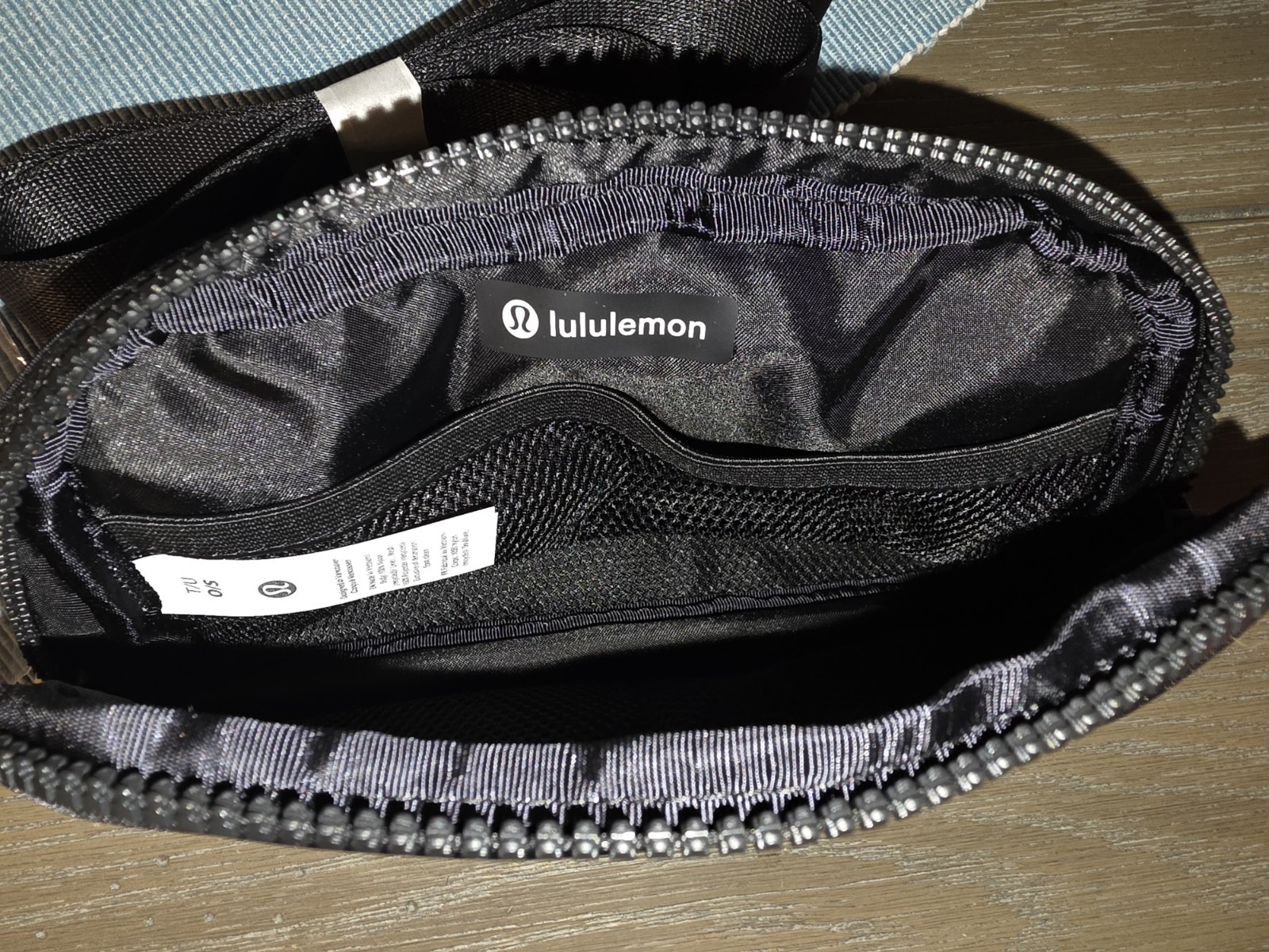 Lululemon Everywhere Belt Bag With Long Strap – Black – 1L