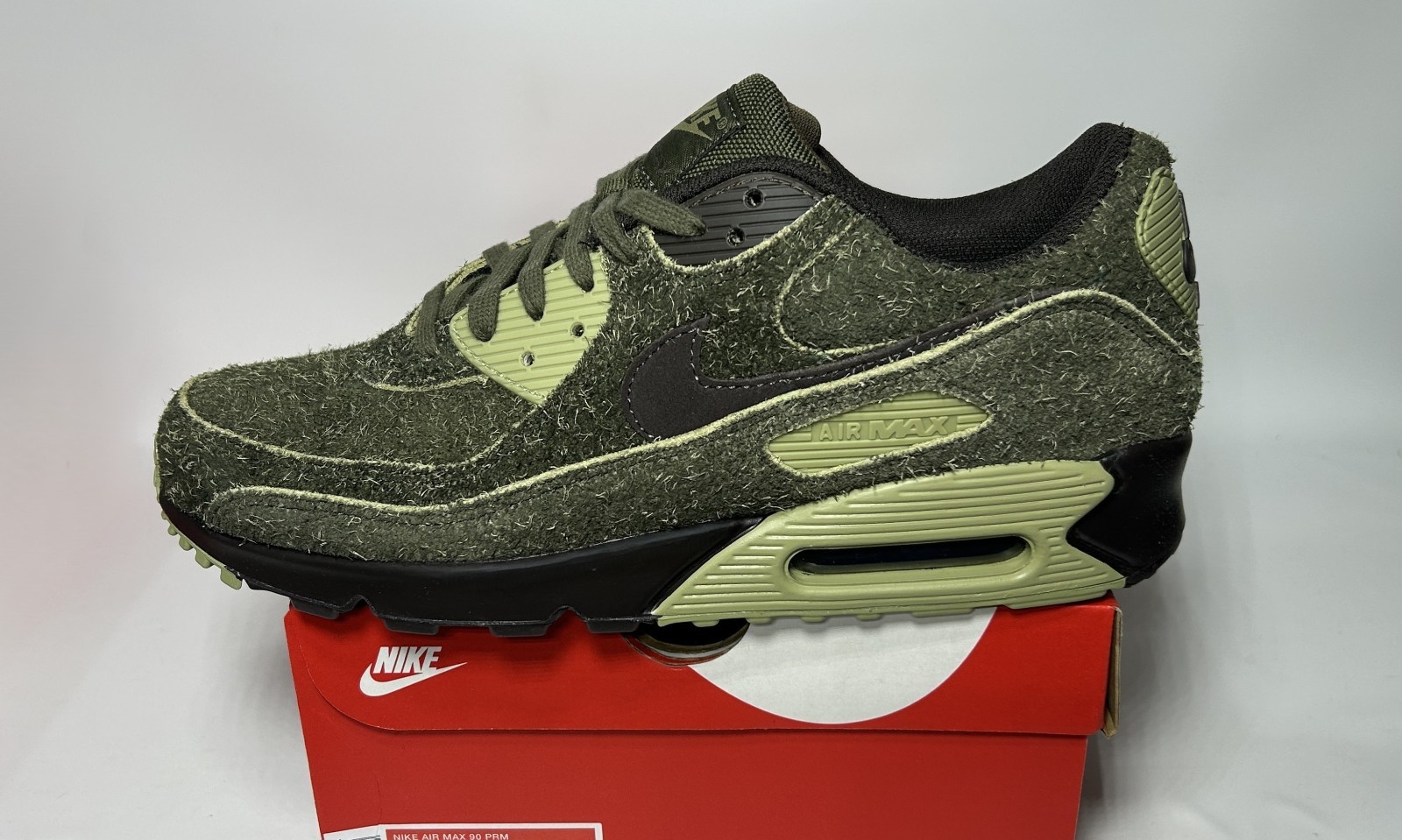 Nike Air Max 90 Premium Skunk Men’s Size 11 Cargo Khaki HV6663-300