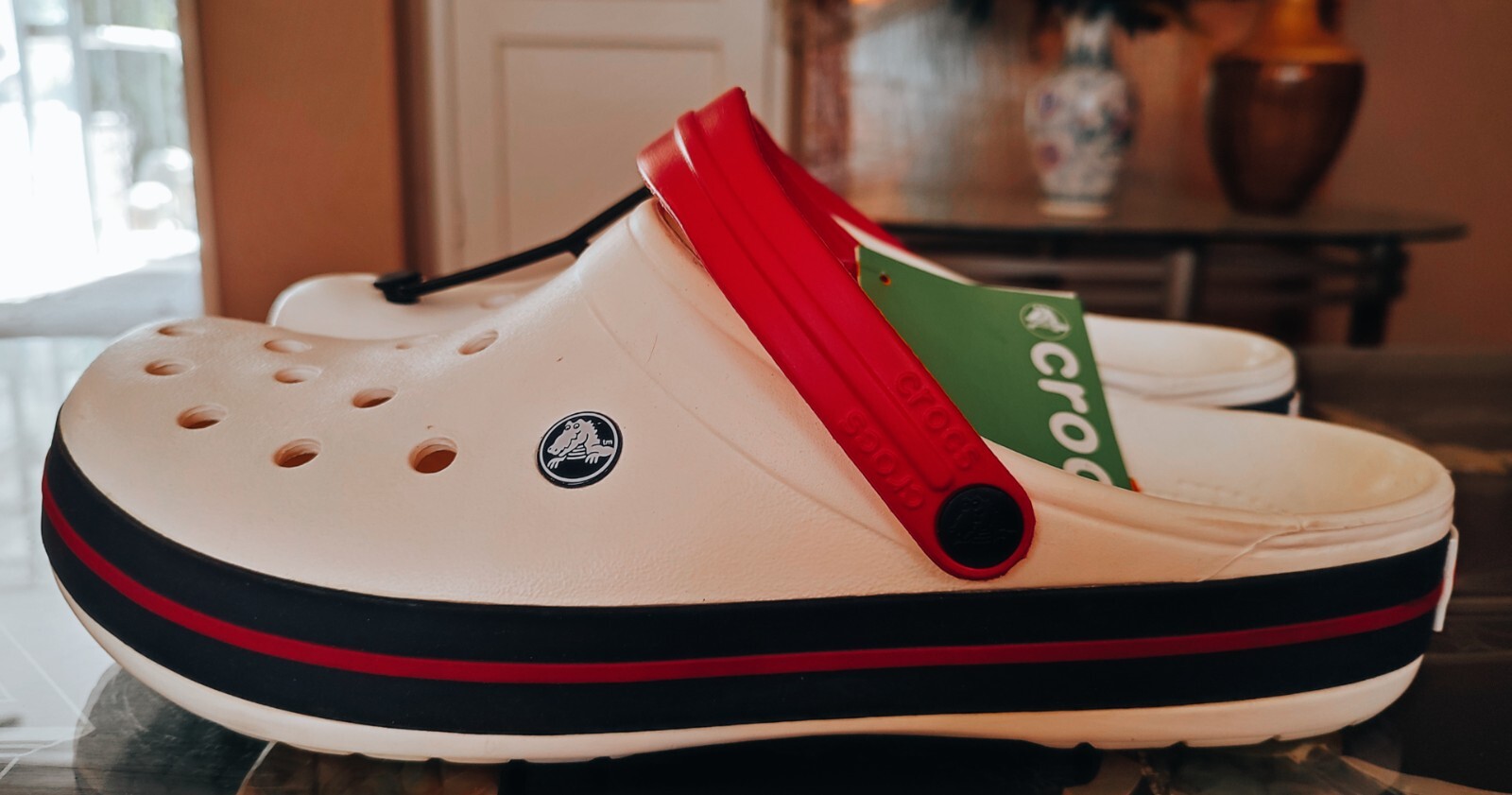 CROCS modi Sport Clog SIZE :UNISEX M 12 , white / navy / pepper