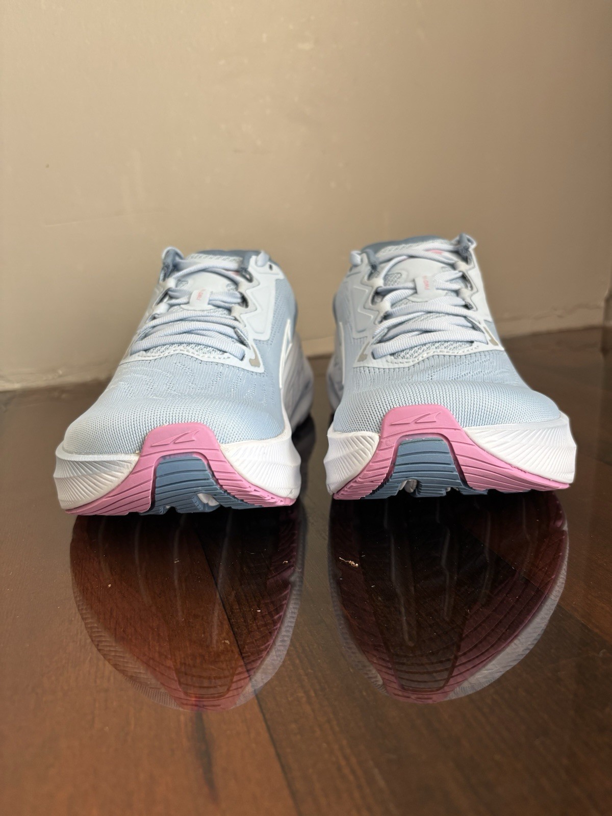 Altra FWD via Women’s Running Shoes Size 8 W, Light Blue (New In Box)