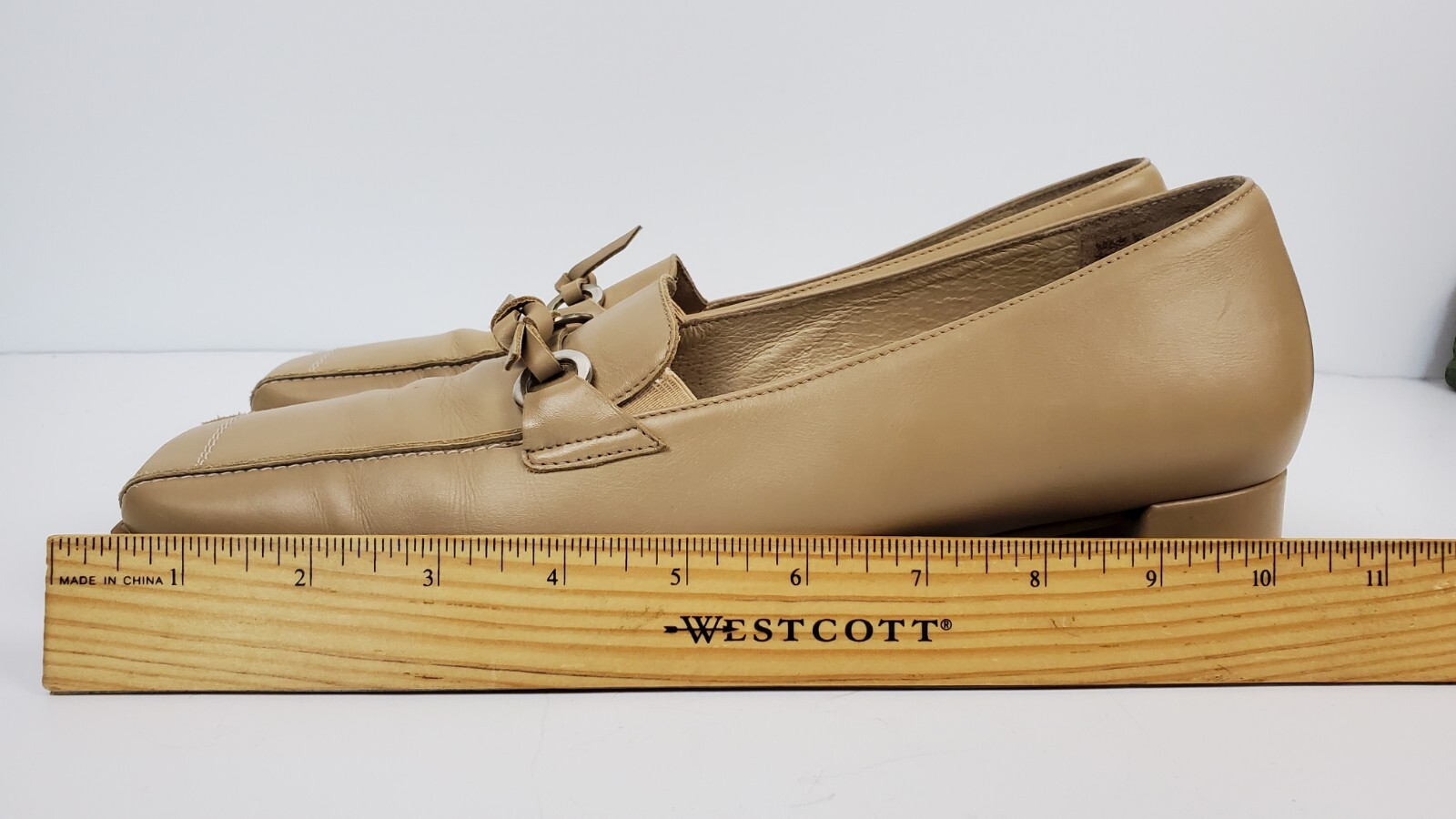THERESIA M. Graham tan leather shoe Loafer heel 7.5 (9.5 US) Made in Germany