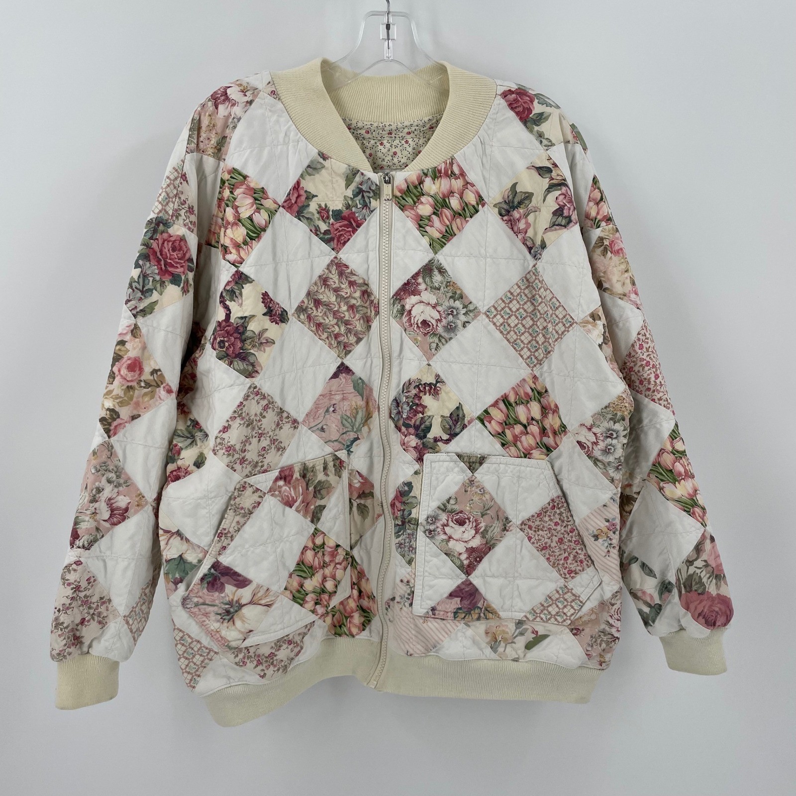 Vintage Victorian Hearts Bev Schultz Quilted Patchwork Floral Bomber Jacket S