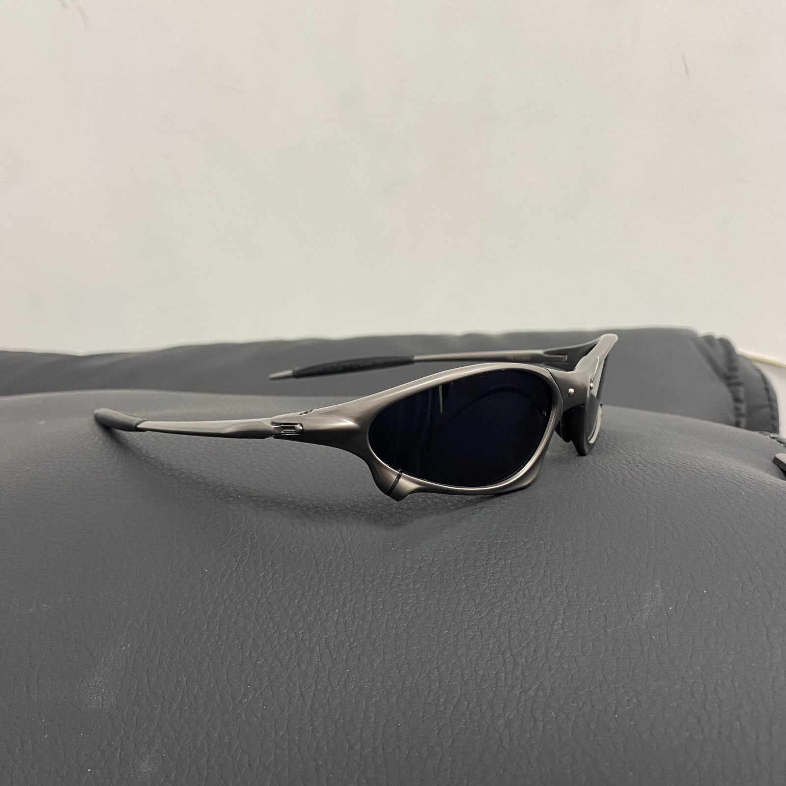 Vintage Y2K Oakley Penny X-Mental Polarized Sunglasses Black Lenses Gray Frame