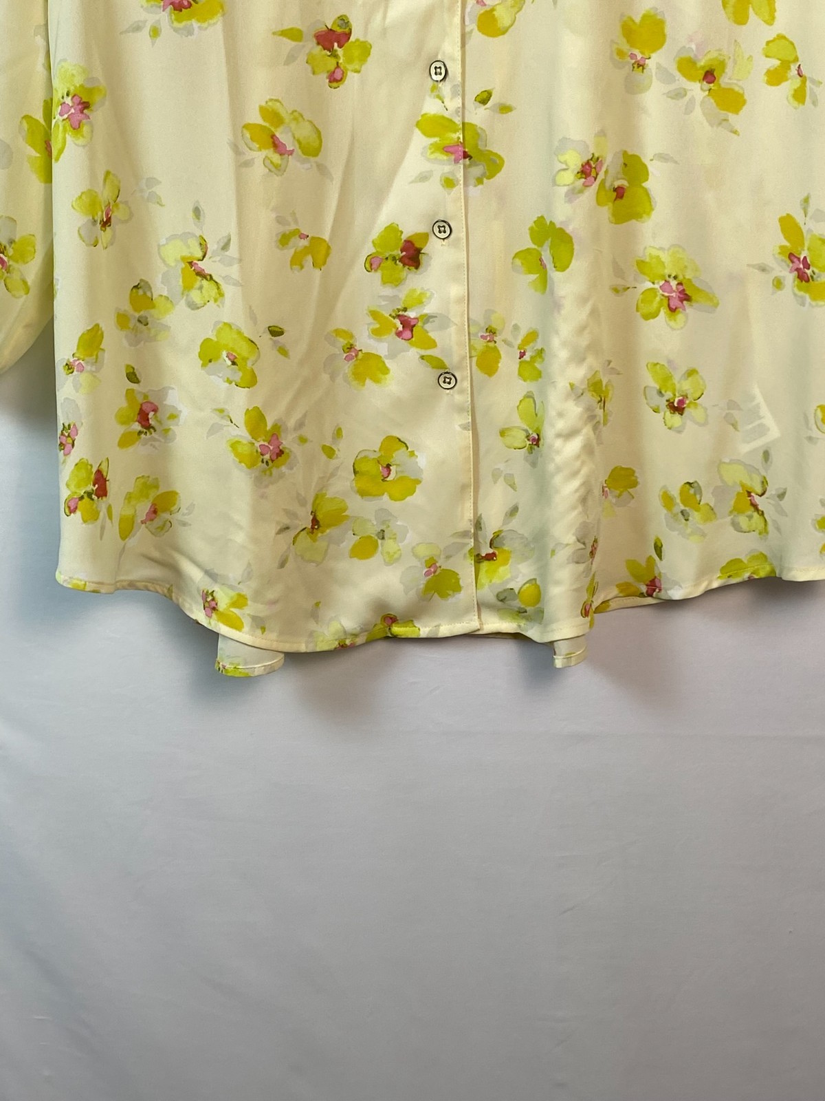 CAbi Go To Blouse Spring Yellow Floral Style #6294 Sz L Classic Coastal Corpgore