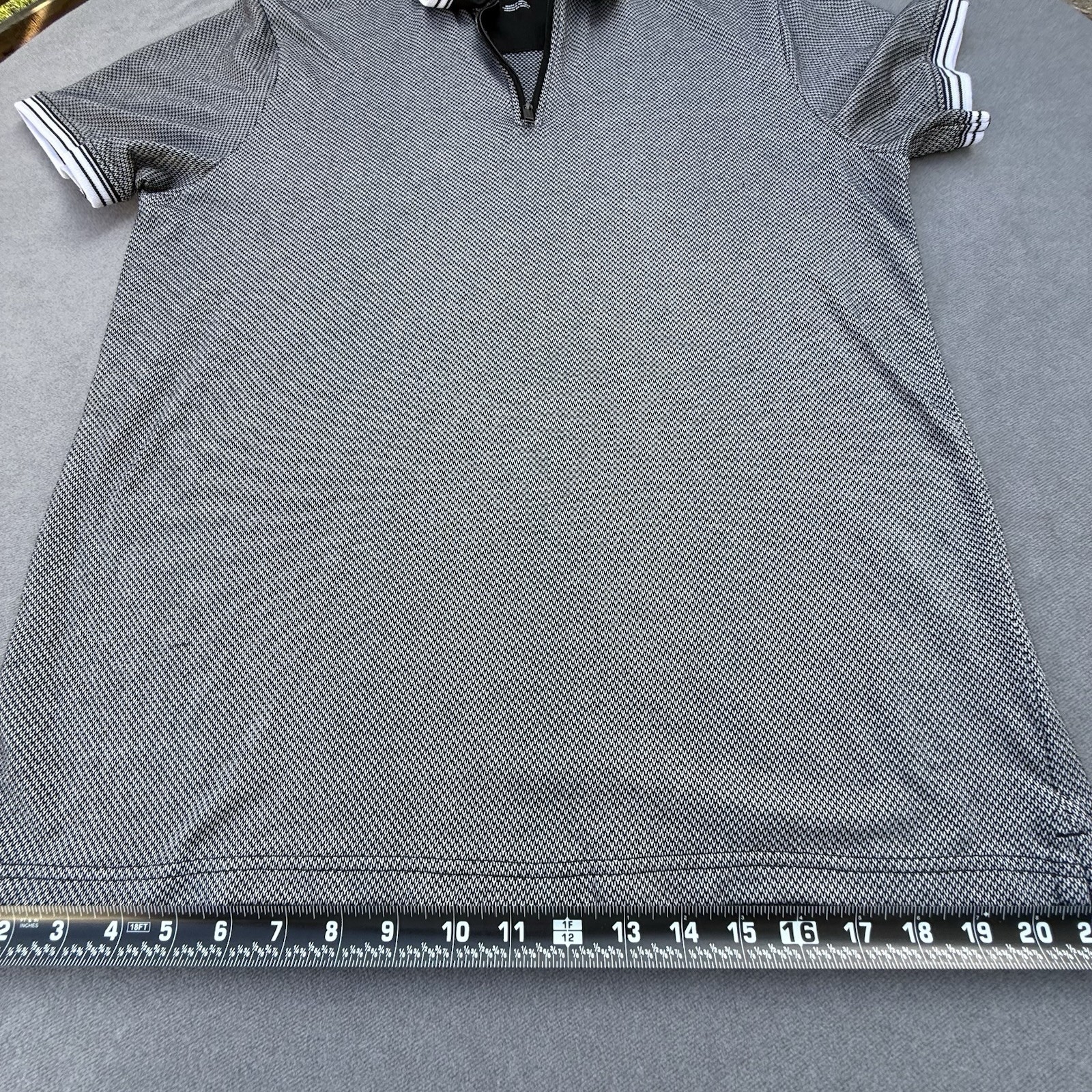 DKNY Men’s Polo Shirt L Black/White Geometric Knit 1/4 Zip Short Sleeve