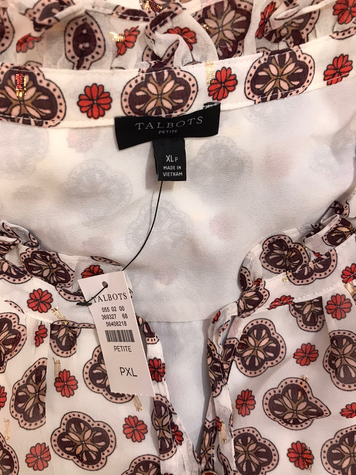 Talbots XL P Damask Print Shiny Low Cut Blouse 1/2 Button Up Lite Soft Easy Wear