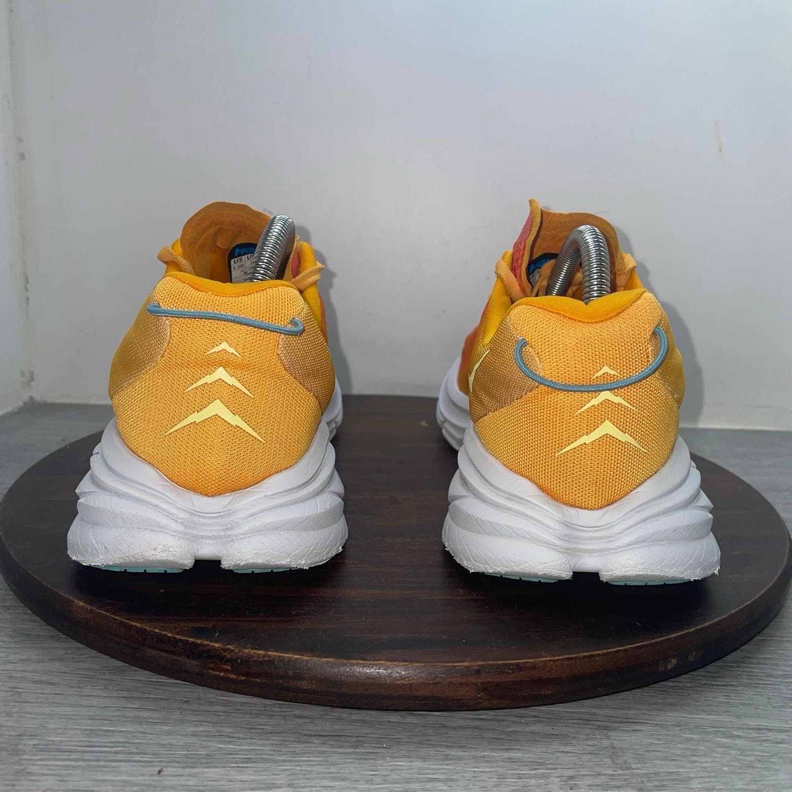 Hoka One One Rincon 3 Camellia Radiant Yellow Orange Shoes Sneakers Women’s 9.5B