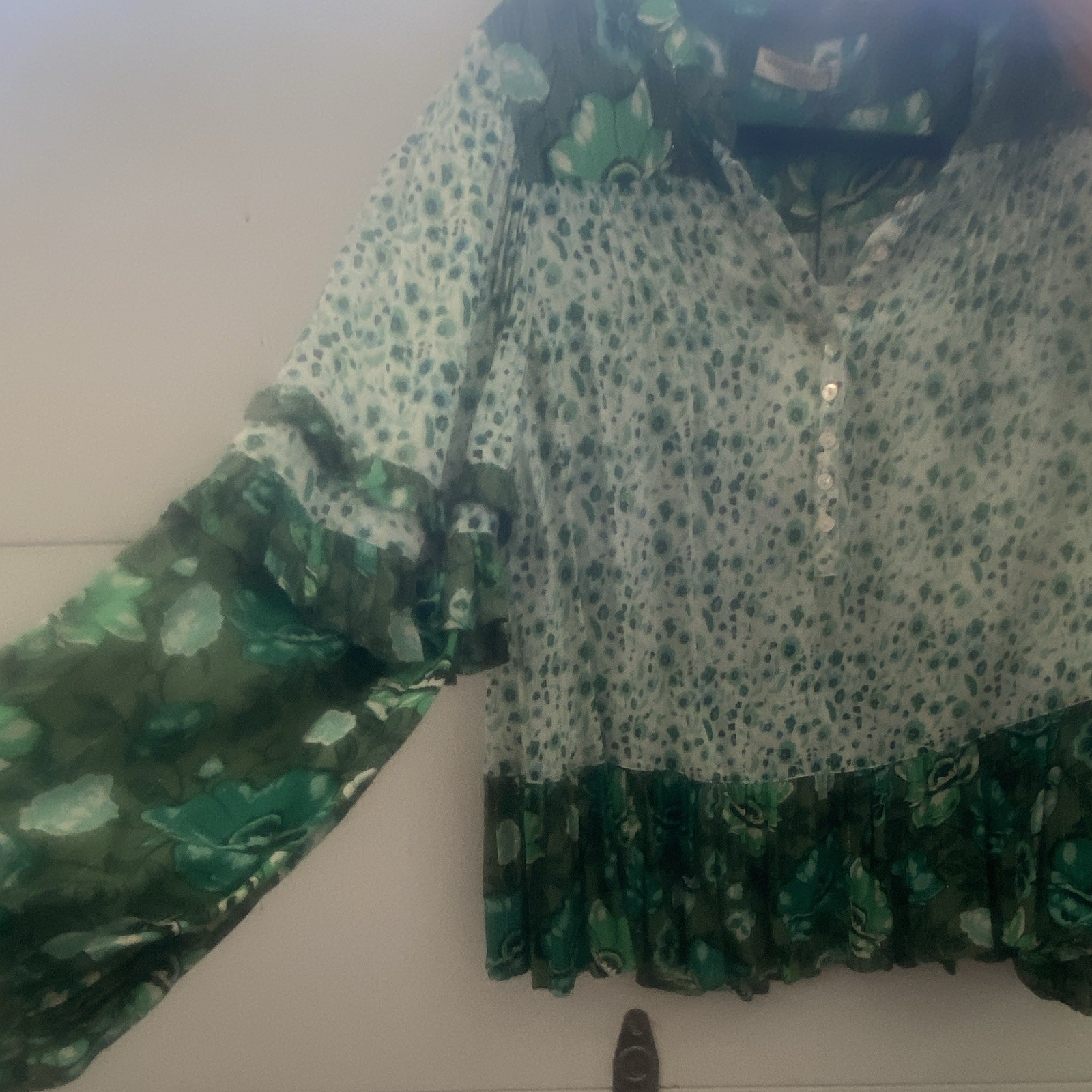 Spell & the Gypsy Green Floral V-Neck Bell Sleeve Ruffle Blouse, size small
