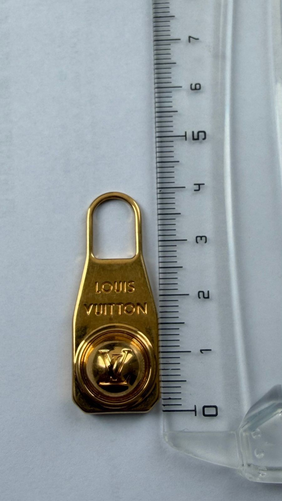 Louis Vuitton Zipper Pull handle Gold