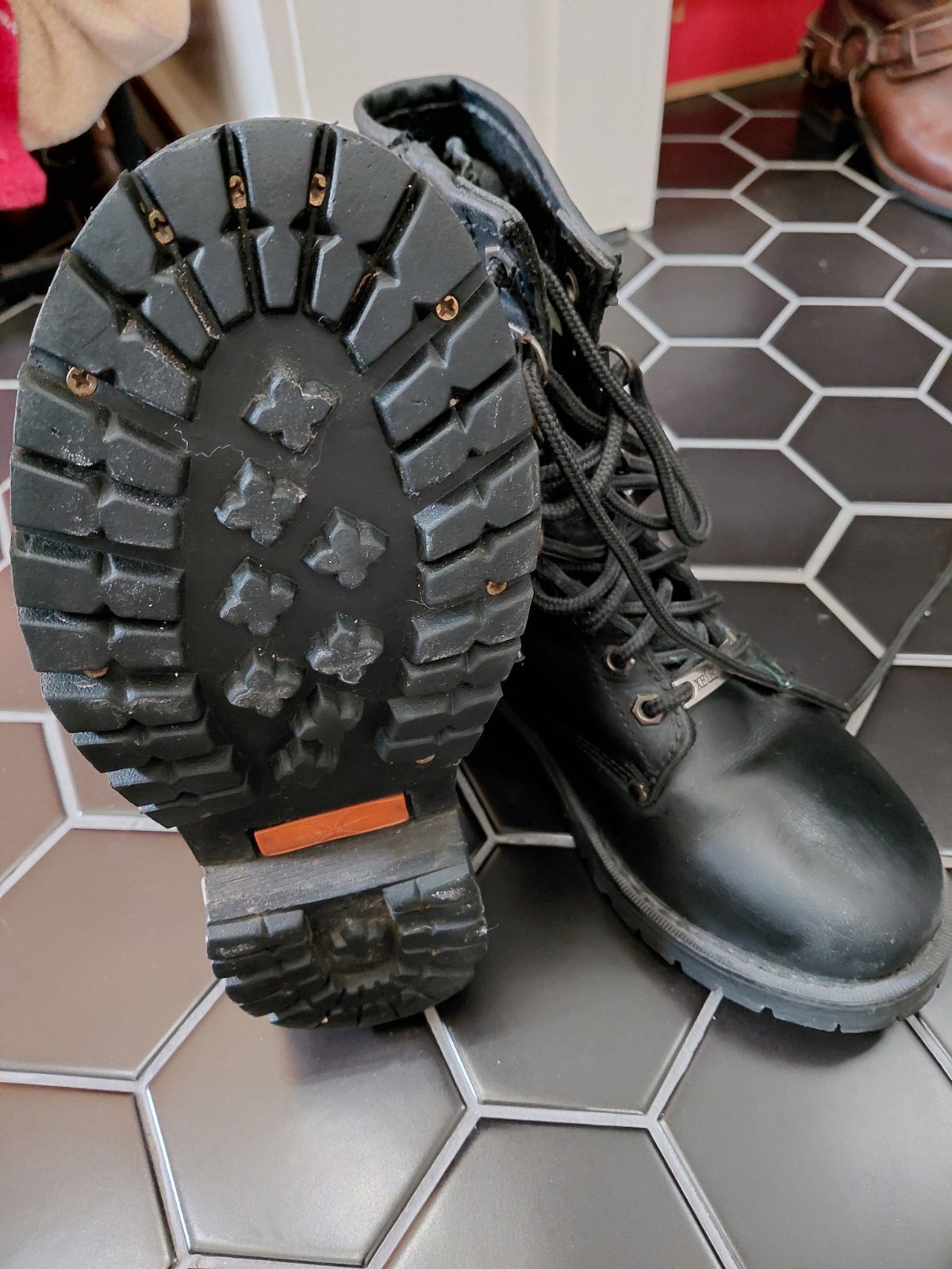 Xelement Black Leather Combat Boots Lace-Up Side Zipper Round Toe 7.5
