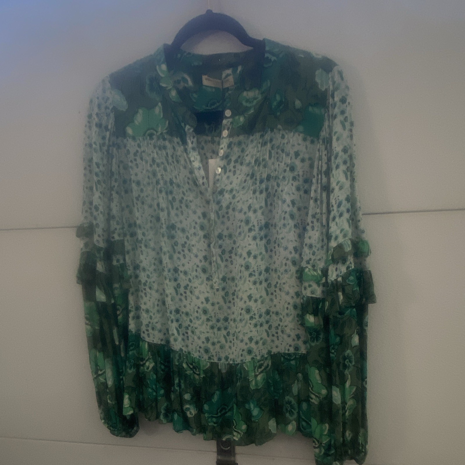 Spell & the Gypsy Green Floral V-Neck Bell Sleeve Ruffle Blouse, size small