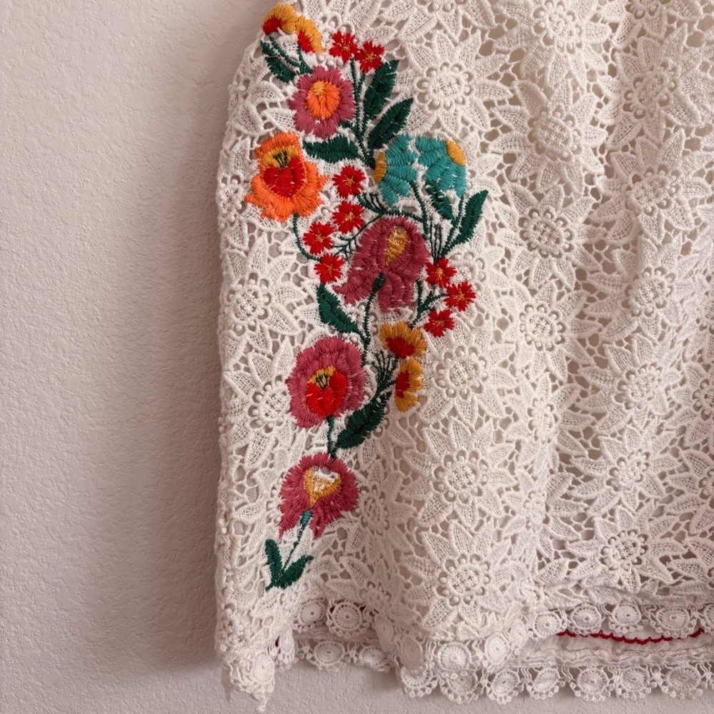 Maeve Anthropologie Embroidered Tank Top Small