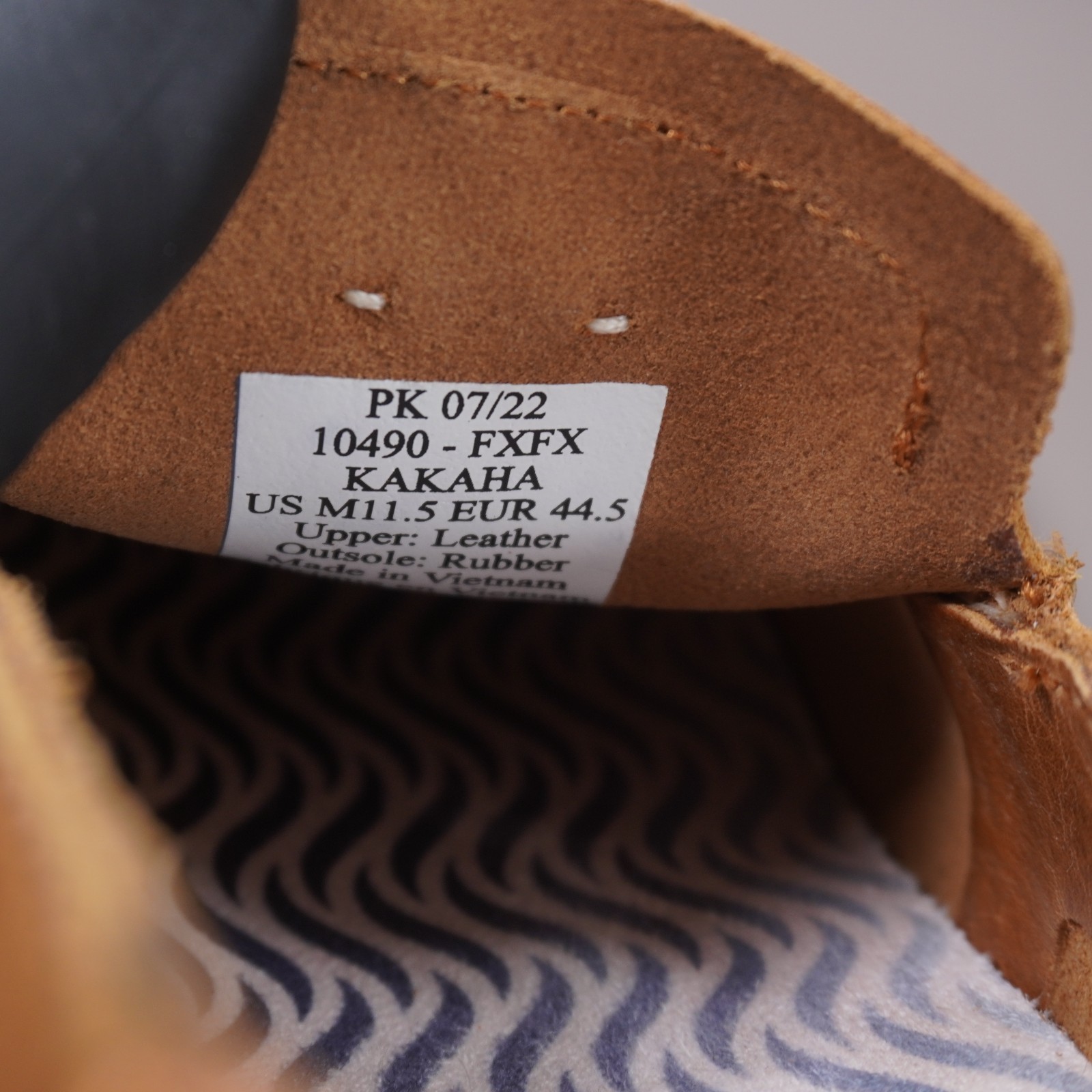 OLUKAI Kakaha Slip On Leather Shoe Mens US 11.5 EUR 44.5 Fox Brown Slide EUC