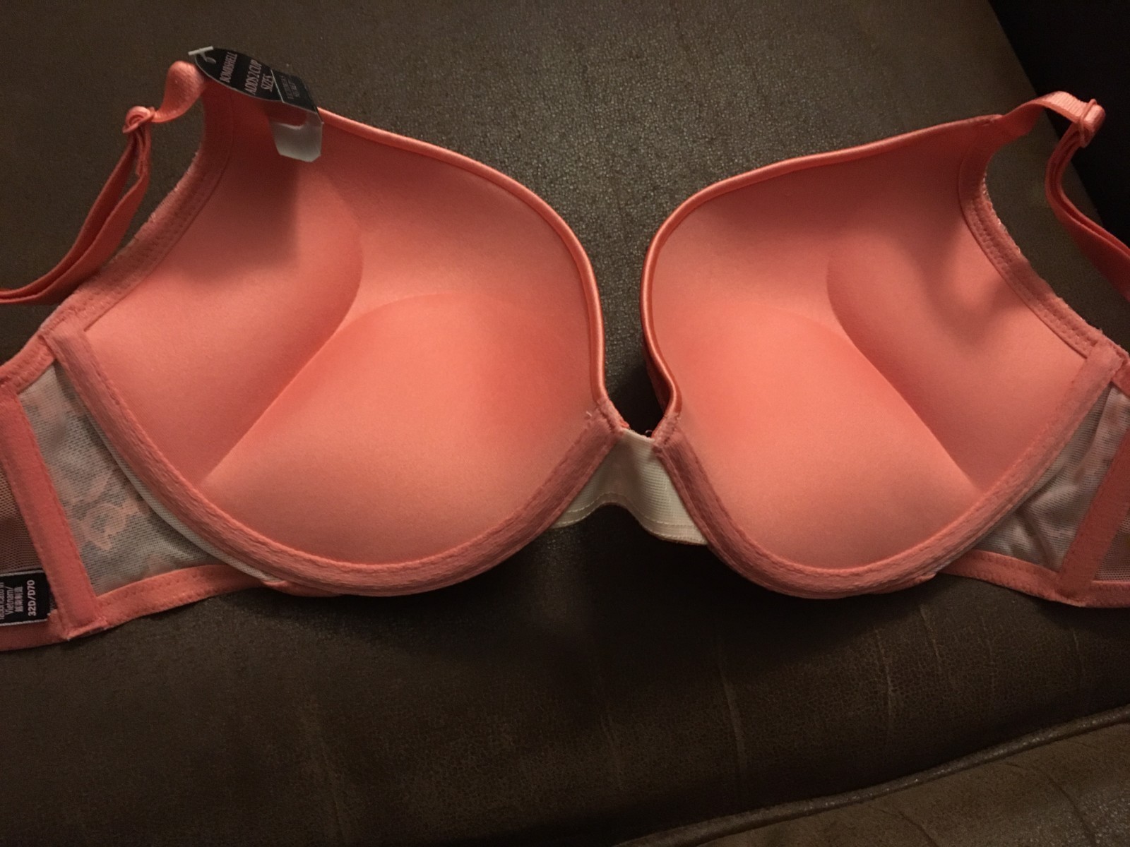 VICTORIA SECRET BOMBSHELL BRA ADD 2 CUP PLUNGE Super Push UP NEW Shine Strap