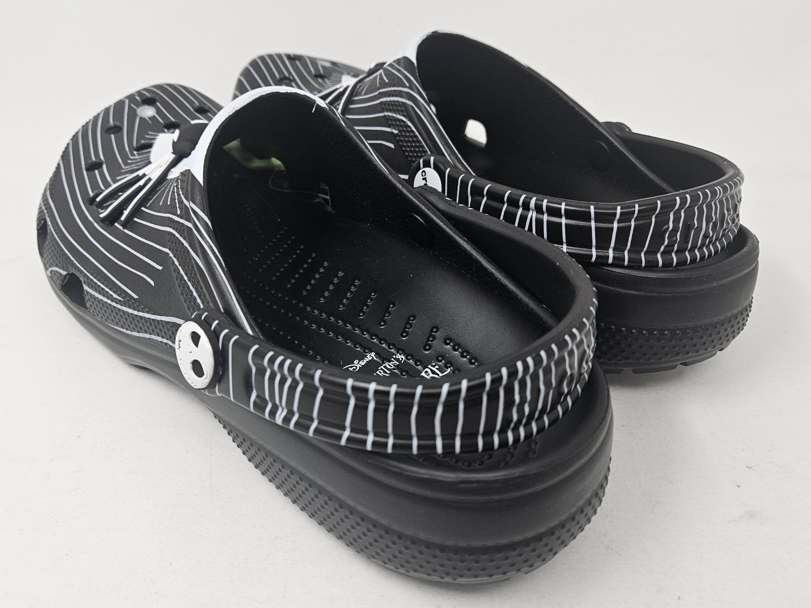 Crocs Classic Sandals, Men’s Nightmare Before Christmas, Black, 208275, NEW!