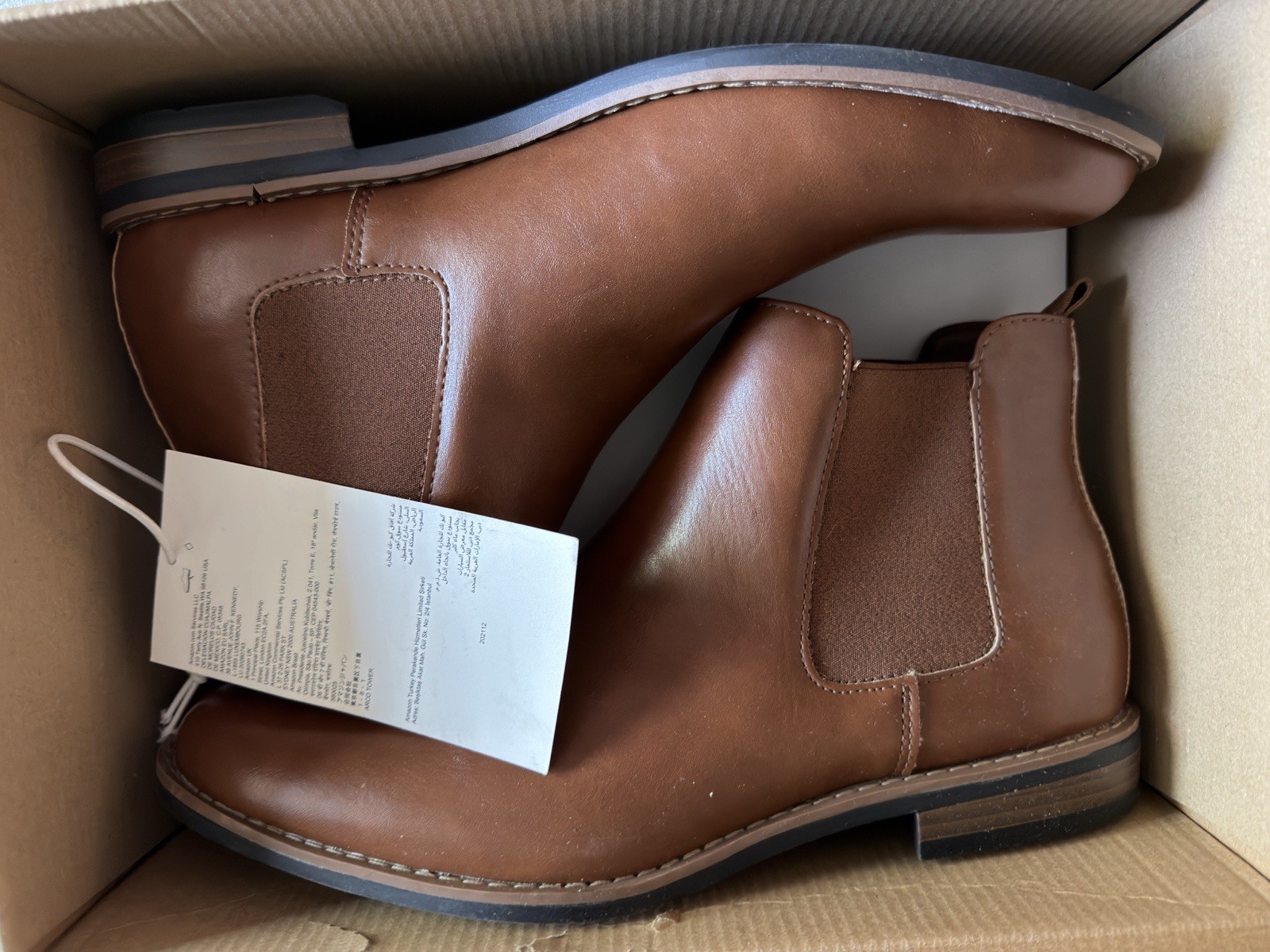 Amazon Essentials Men’s Brown Faux Leather Chelsea Ankle Boot Slip-On US 9