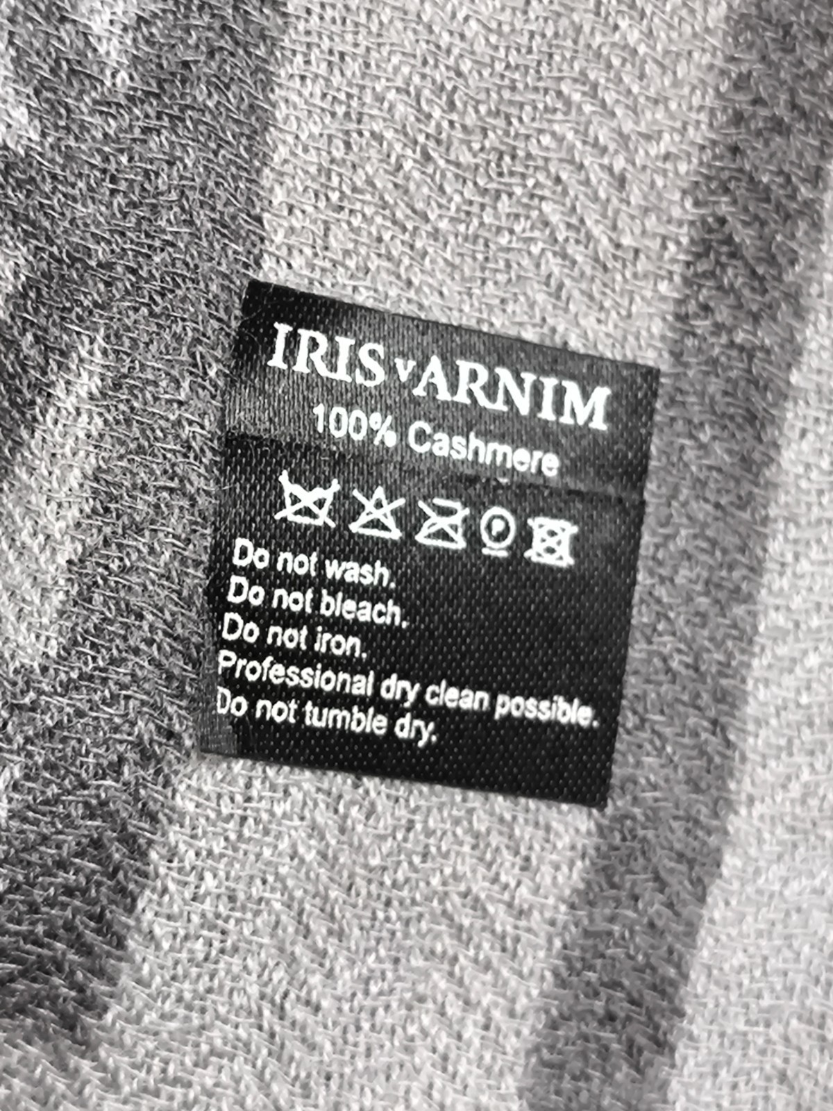 IRIS Von ARNIM Gray XL soft warm cashmere scarf stole geometric 51″