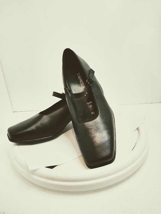 THERESIA M. Leni Women’s Black Heels Comfort Orthopedic inserts Size 7.5 US