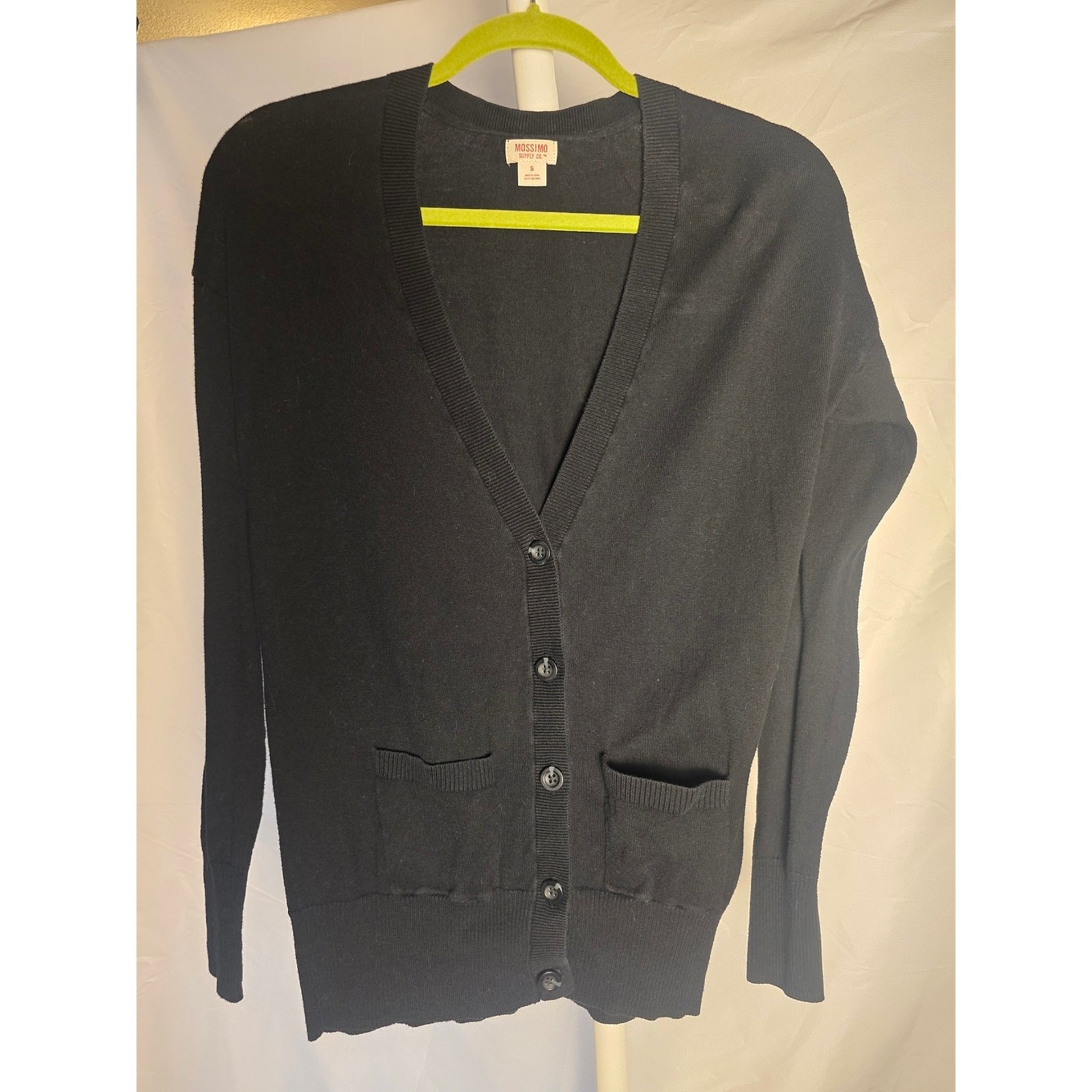 Mossimo Supply Co. Black V-Neck Button-Front Cardigan Sweater Size Small