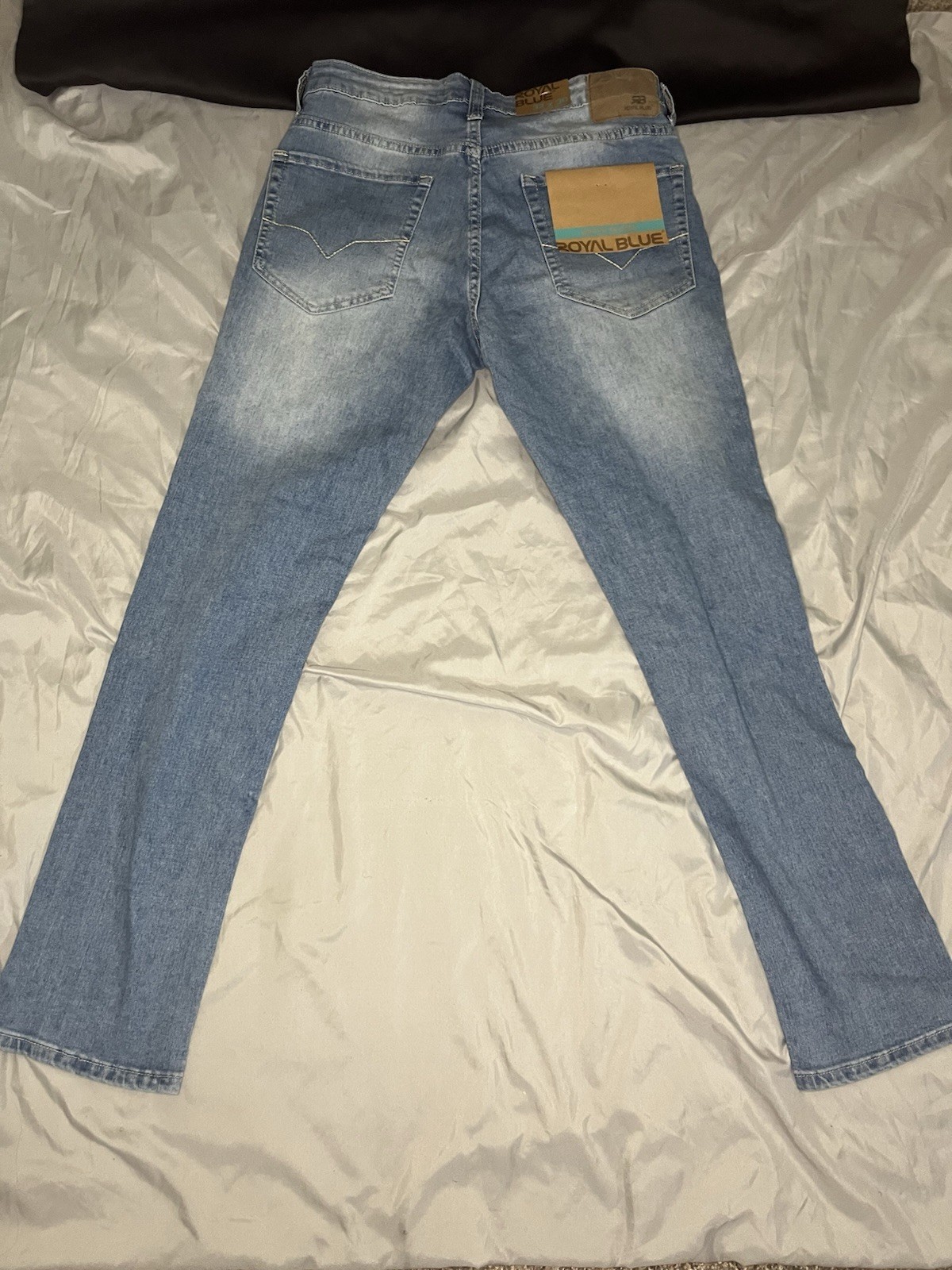Royal Blue Men’s 31/30 Blue Slim Light Wash Distressed Stretch Denim Jeans