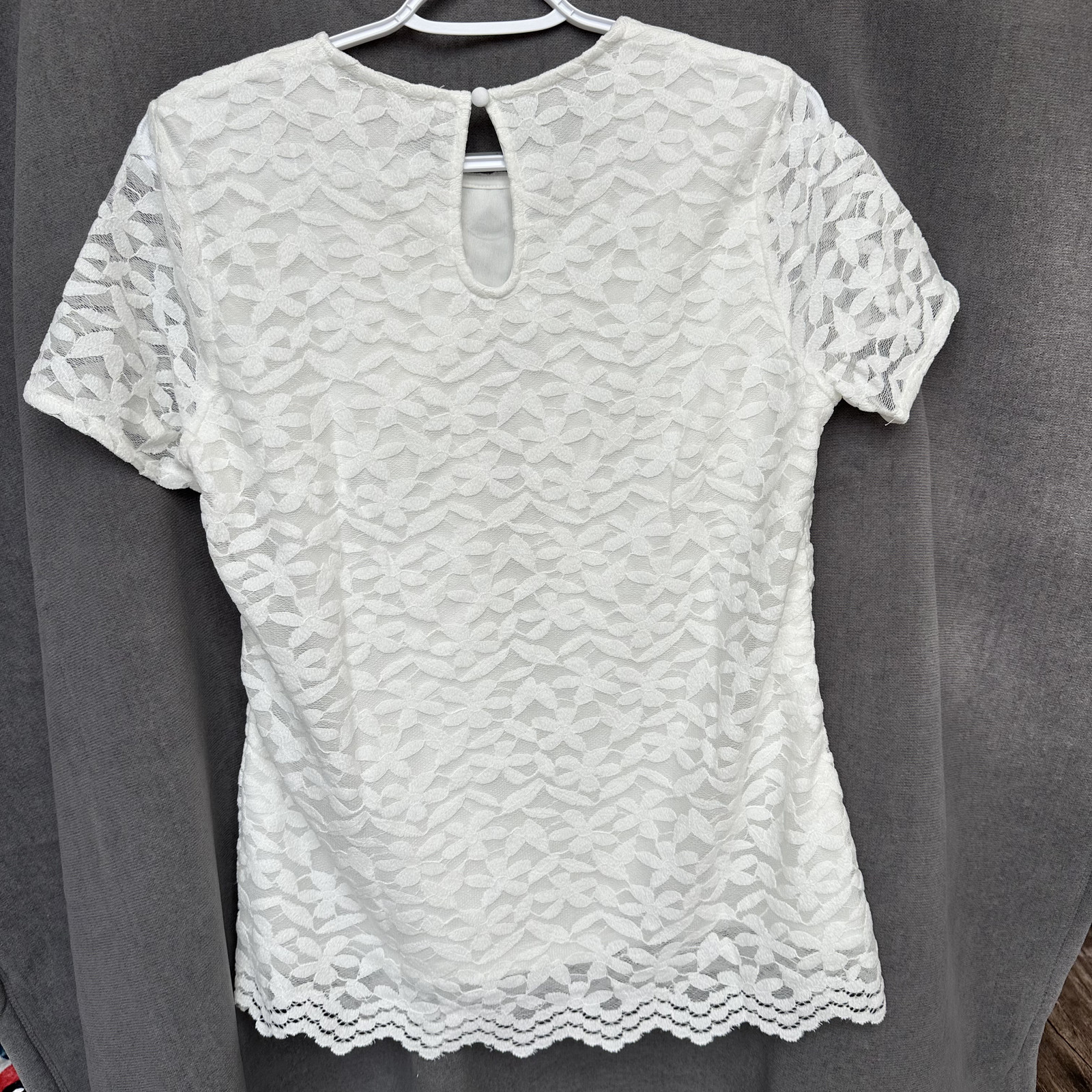 Teddi Rose Womens White Lace Blouse Short Sleeve Round Neck Floral Top NWT