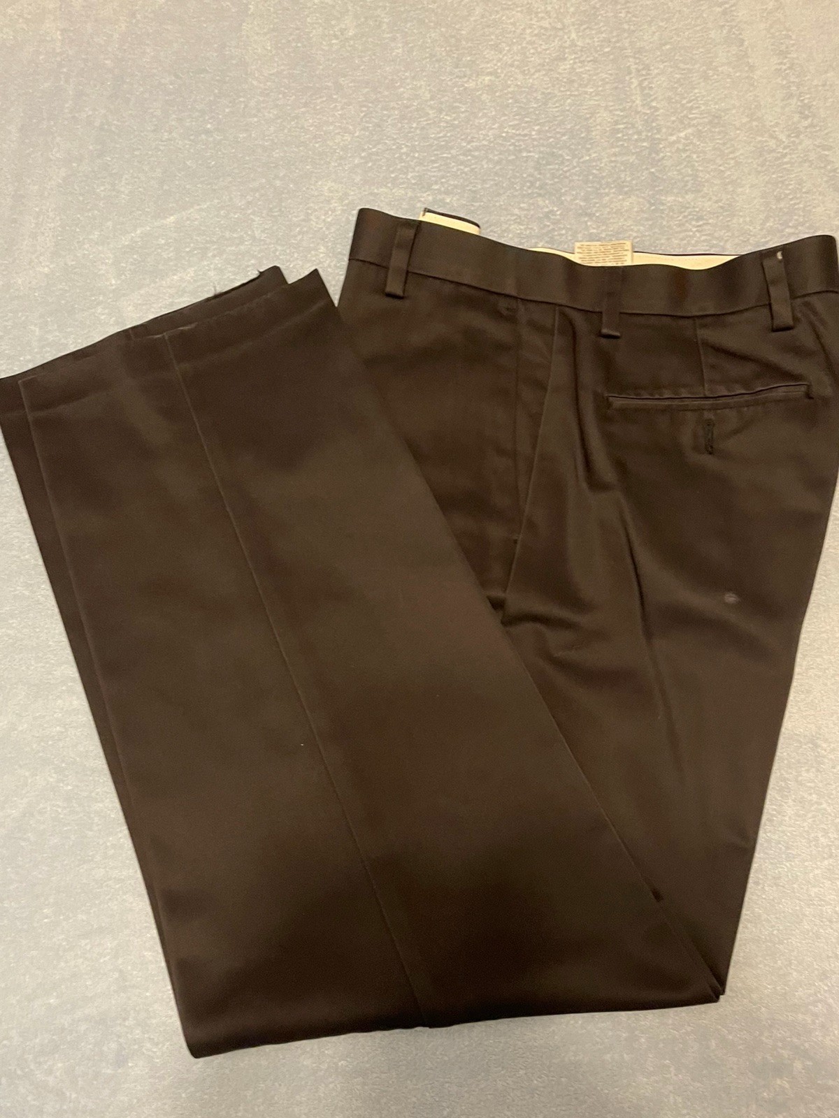 DOCKERS MEN CLASSIC FIT 32×30 DRESS KHAKI PANT D3 FLAT FRONT BLACK COTTON W WEAR