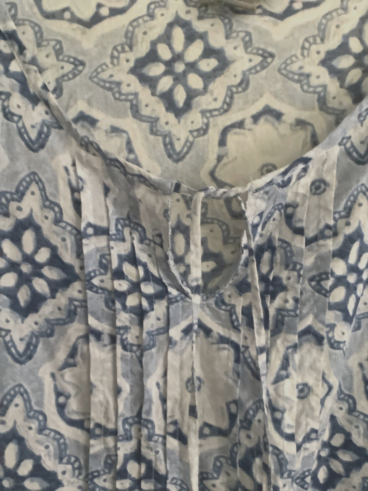 J Jill Long Sleeve Tunic Top Cotton Blue White Tied Neck w Pleats XS