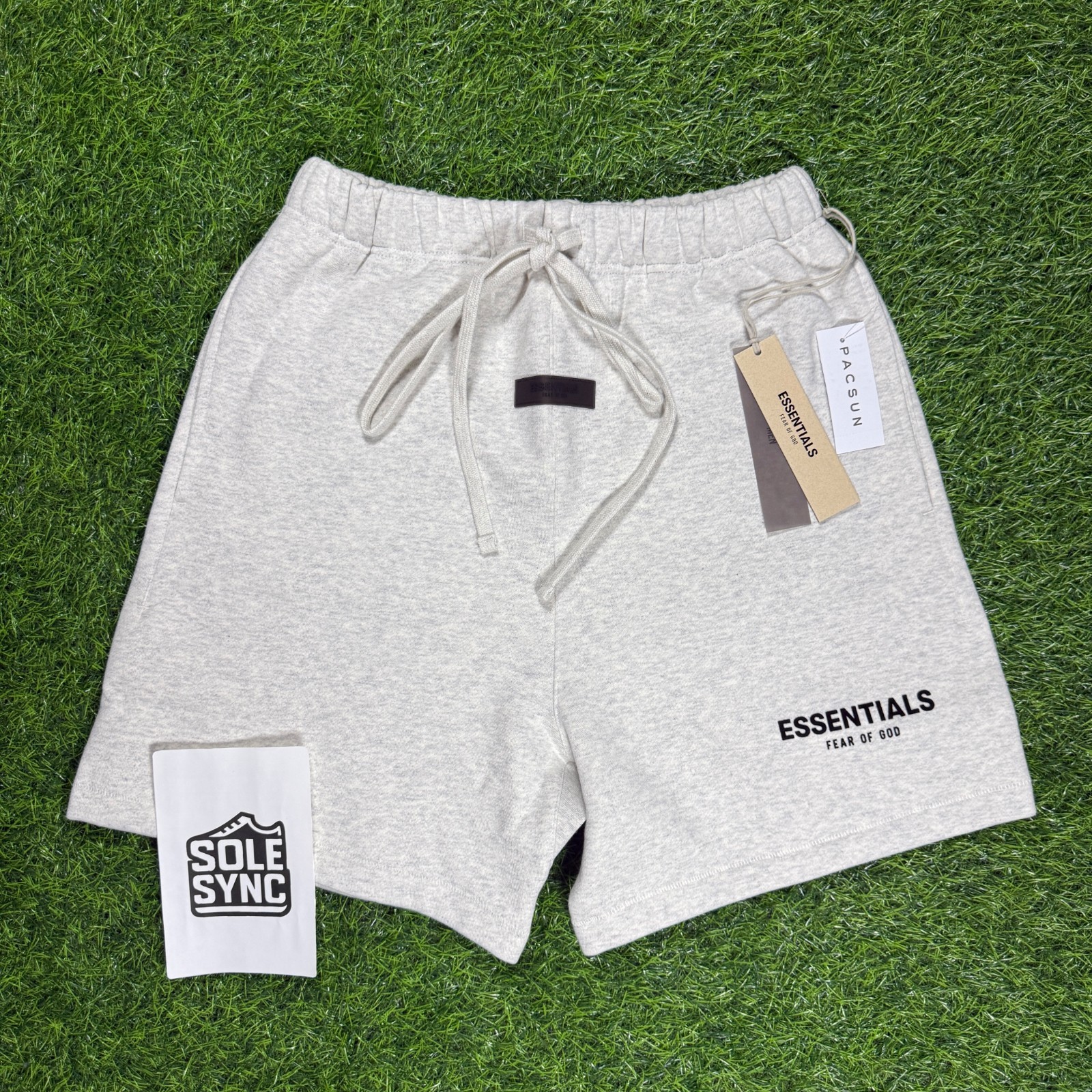 Fear of God Essentials Shorts SS22 Light Oatmeal – 100% Authentic (XS-XL)