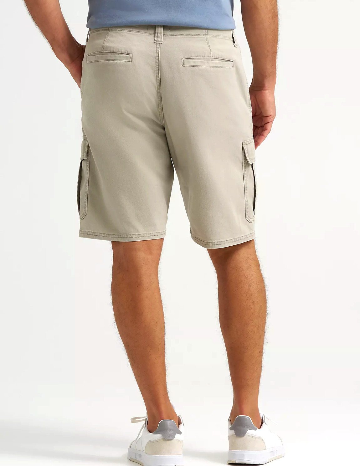 Men’s Wrangler 10 in Cargo Shorts w Stretch Aluminum Above Knee Flat Tech Pocket