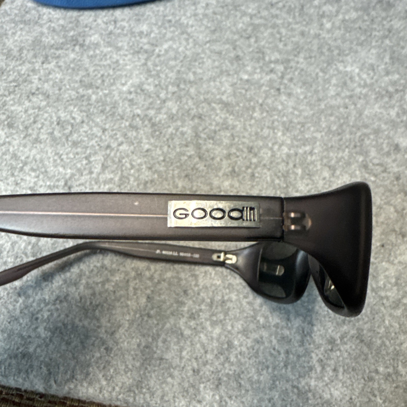 Vintage Goodin Deef Purple Translucent Oval Sunglasses 80118.LL 55[]15-121mm