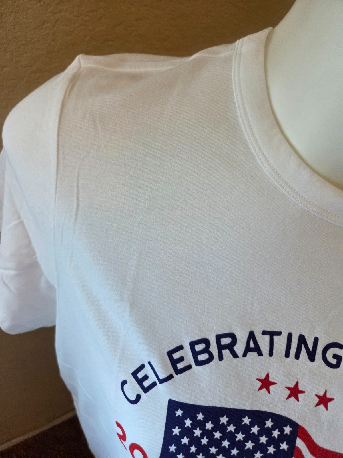 BRAND NEW Women’s OLD NAVY Size XL Celebrating 250 Years Patriotic Tee