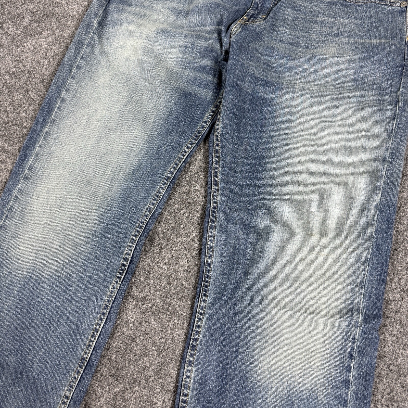 NWT Levi’s 559 Relaxed Straight Jeans Mens 36×32 Blue Medium Wash 100% Cotton