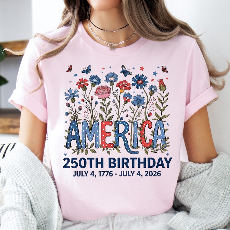 America 250 Years Flag Floral T-Shirt 4th of July Cottagecore Patriot Gift Tee
