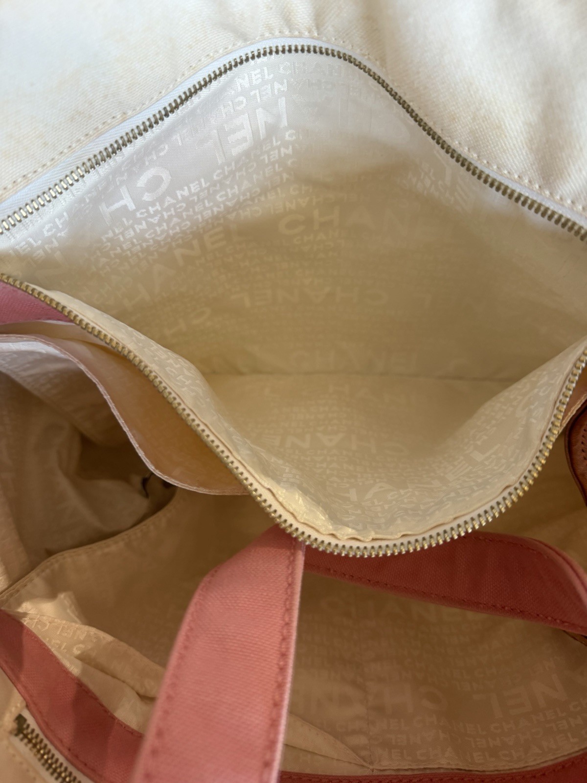 Authentic chanel canvas tote /damaged /see photos/read description