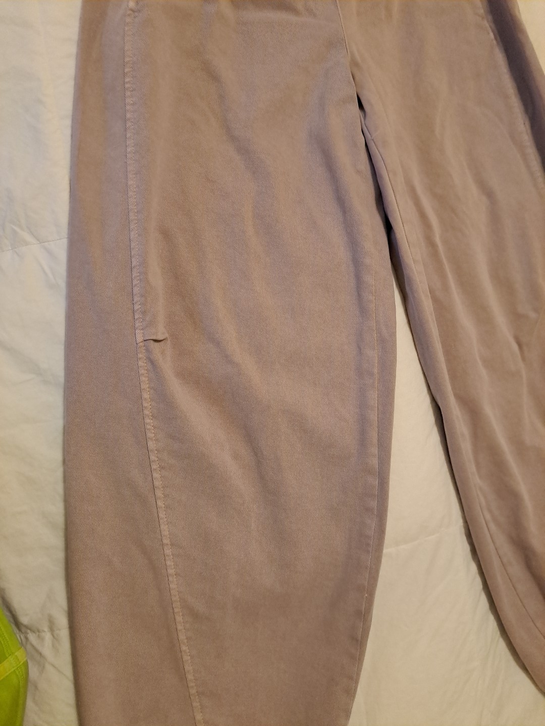 PILCRO mid-rise parachute pants Sz S EUC Beige Returns Accepted