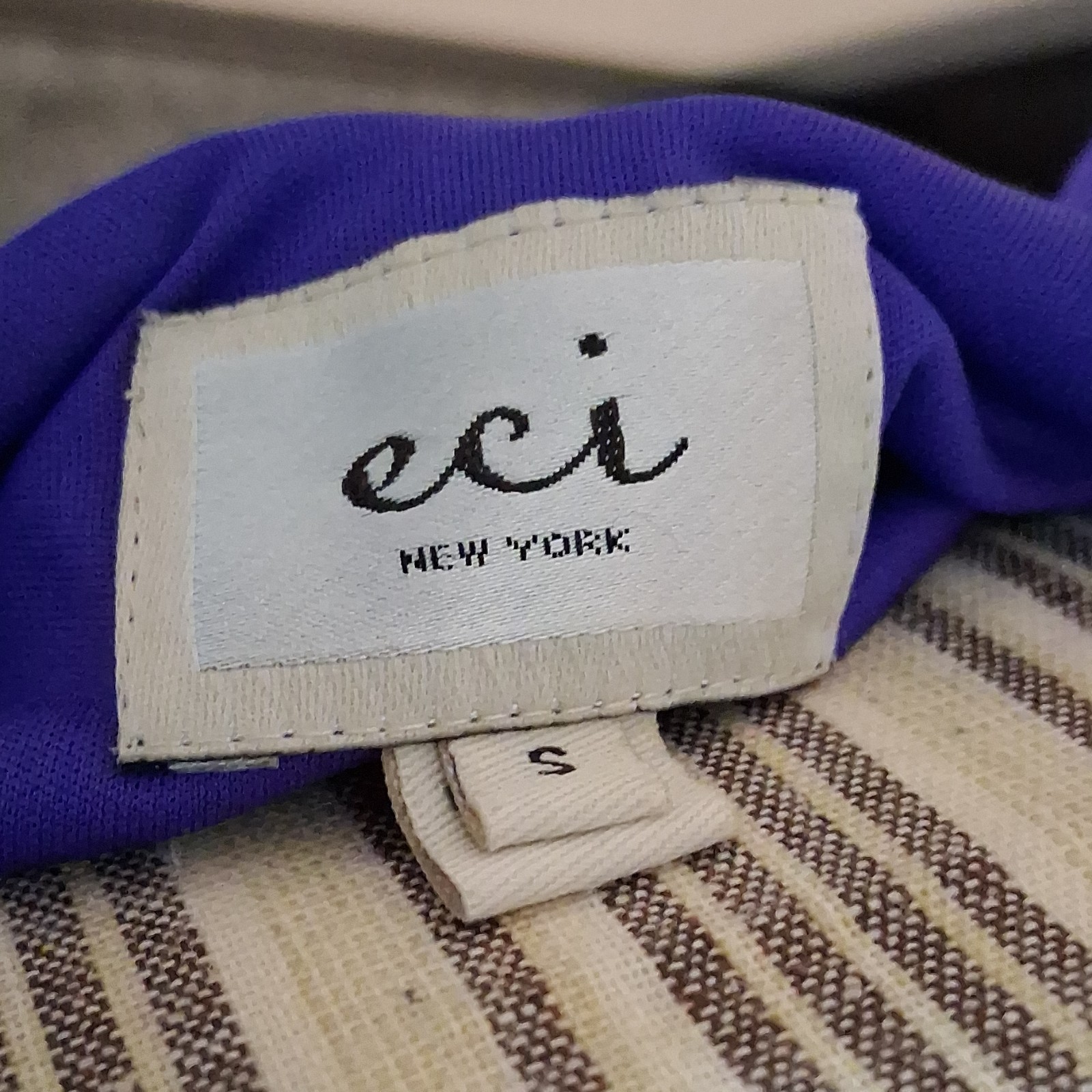 ECI New York Women’s Purple Scoop Neck Sleeveless Floral Applique Tank Top S