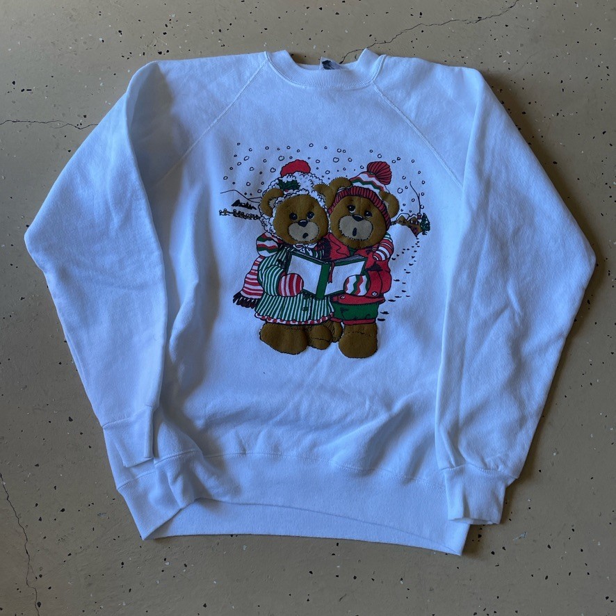 Vintage 80s 90s Mens M White Sweatshirt Cute Christmas Snow Cozy Bears Caroling