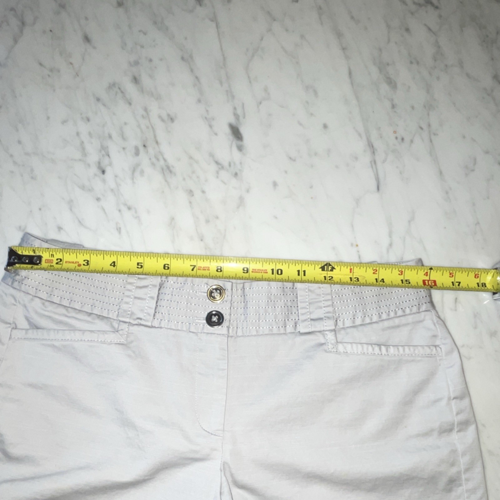 White House Black Market Chino Shorts Women 6 White Mid Rise 4in Pockets