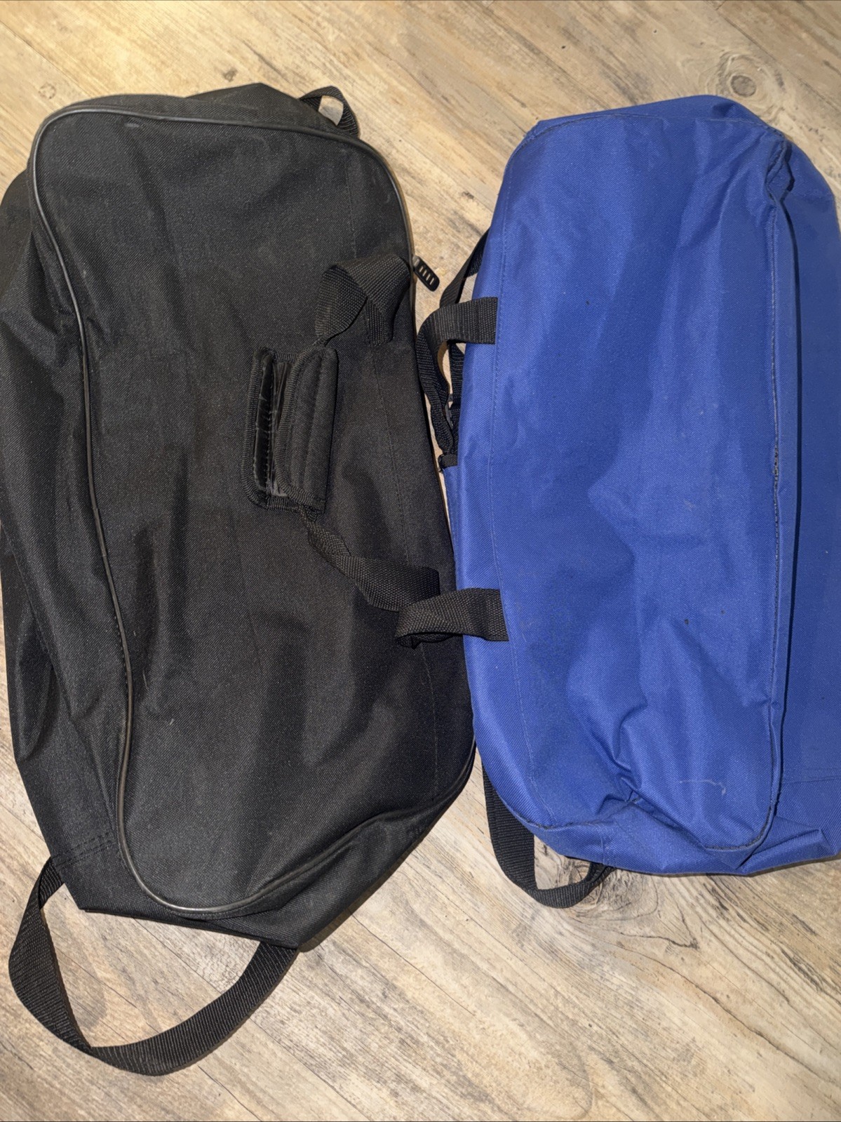 Vintage Black And Blue Jeep Duffle Bags Used + draw string bag. See description