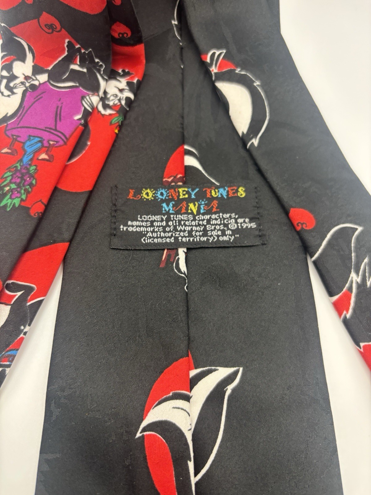 Vintage Looney Tunes Mania Pepe Le Pew Skunk Tie 1995 Hearts Valentines Day